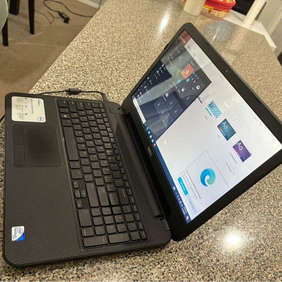 Touch screen Dell laptop